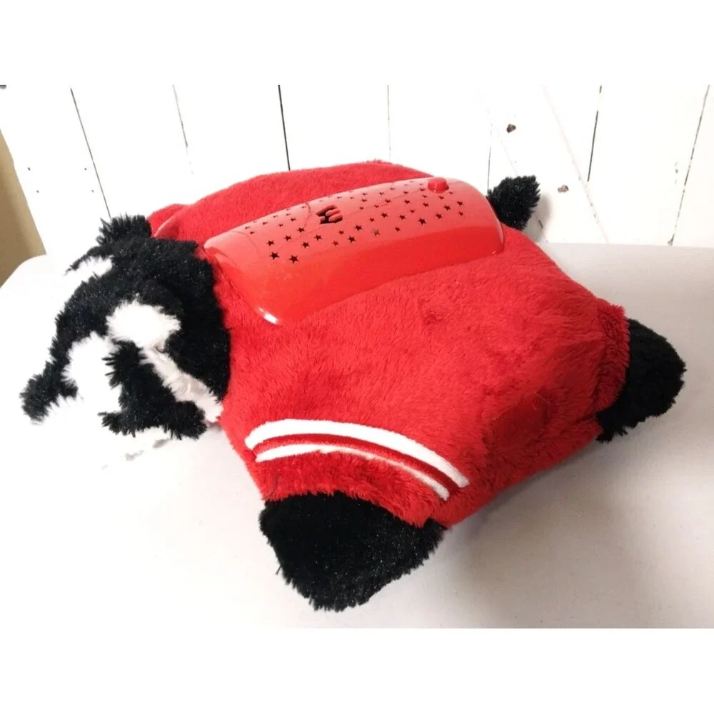 UW Madison Bucky Badger Pillow Pets Dream Lites Plush Stuffed Animal Soft Toy